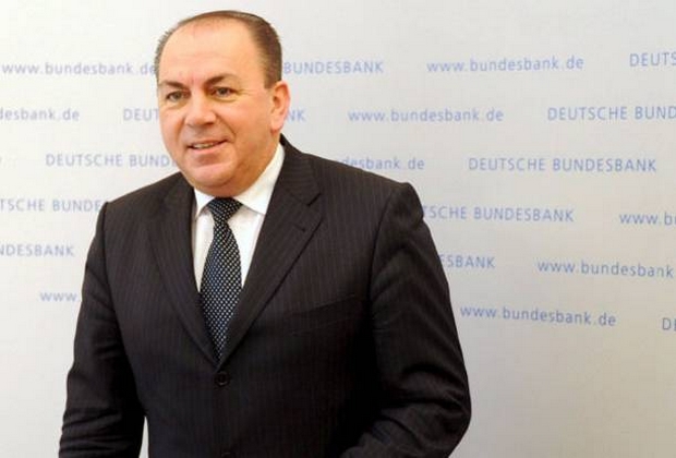 Βέμπερ: “Η πολιτική αντιμετώπισης της κρίσης δεν οδηγεί σε σταθεροποίηση”
