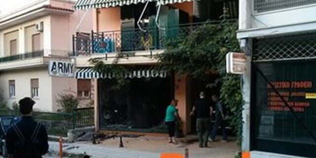 Ιωάννινα: Έσπασαν το μαγαζί υποψήφιου βουλευτή της Χρυσής Αυγής