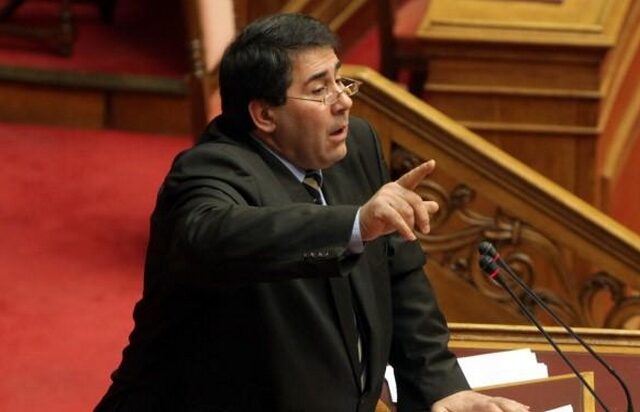 Τζαμτζής στη Βουλή: “Φαινόμαστε μ@λ@κες”