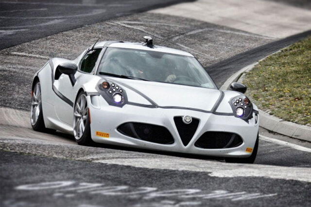 Η Alfa Romeo 4C…έβαλε φωτιές στην πίστα του Nürburgring