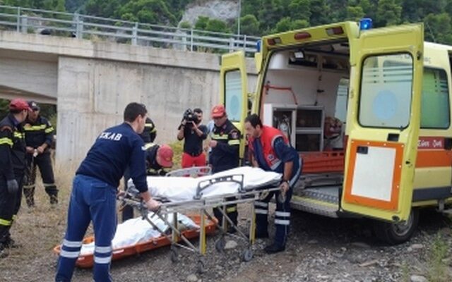 Αυτοκτόνησε μπροστά στα μάτια του συζύγου της μετά από καυγά