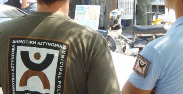 Σε πέντε υπηρεσίες οι “διαθέσιμοι” δημοτικοί αστυνομικοί