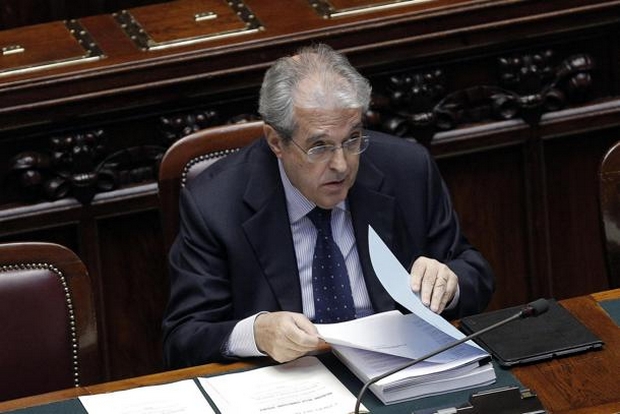 Τα σενάρια για Ελλάδα: Αποφασίζουν για νέο πακέτο ή ελάφρυνση του χρέους τον Νοέμβριο
