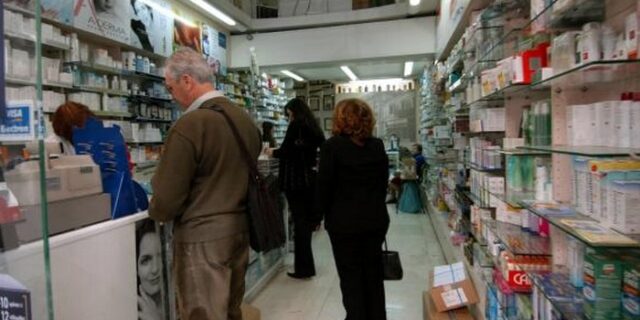 Πλήρως αντίθετος ο ΠΦΣ στο “χαράτσι” του 1 ευρώ ανά συνταγή