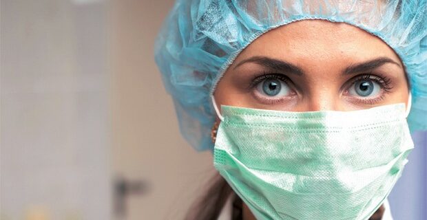 Η Ελλάδα σε επιστημονική αφυδάτωση: Πάνω από 6.500 γιατροί έφυγαν στο εξωτερικό την τελευταία 5ετία