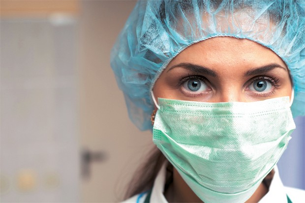 Η Ελλάδα σε επιστημονική αφυδάτωση: Πάνω από 6.500 γιατροί έφυγαν στο εξωτερικό την τελευταία 5ετία