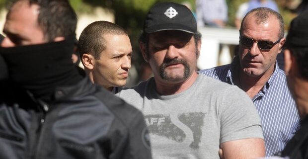 Διώξεις και προφυλακίσεις χρυσαυγιτών. Τελειώσαμε με το φασισμό;