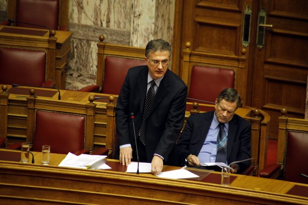 Δικογραφία στη Βουλή για τον Γ. Μαυραγάνη