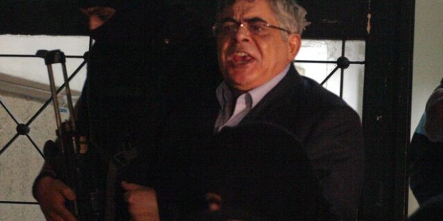 Πανηγυρτζήδες χωρίς περιοριστικούς όρους