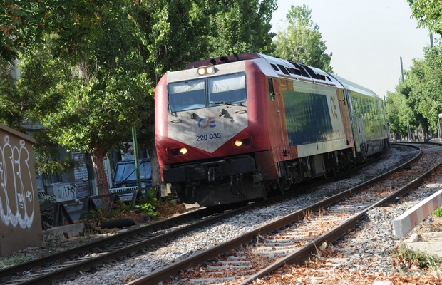Ταλαιπωρία για τους επιβάτες από τηλεφώνημα για βόμβα σε αμαξοστοιχία-Συνελήφθη 28χρονος για ψευδή καταμήνυση