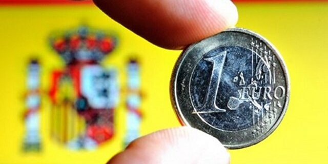 Εκτός της ύφεσης μετά από 2 χρόνια η Ισπανία