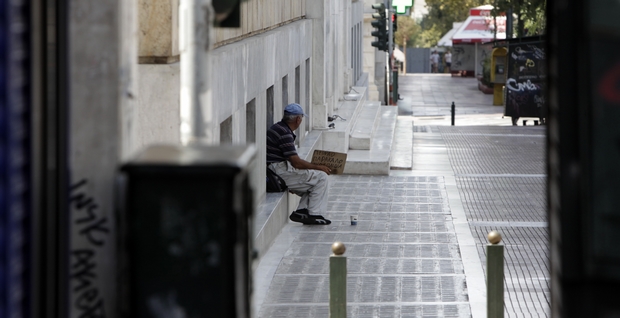 Η Ελλάδα της κρίσης: Συνθήκες φτώχειας για περισσότερους Έλληνες