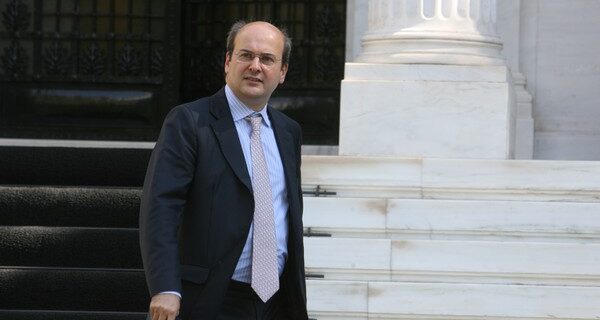 Χατζηδάκης: “Κλειδί” για τις επενδύσεις η αλλαγή κλίματος, η υπευθυνότητα της αντιπολίτευσης και η αλλαγή ρητορικής της τρόικας