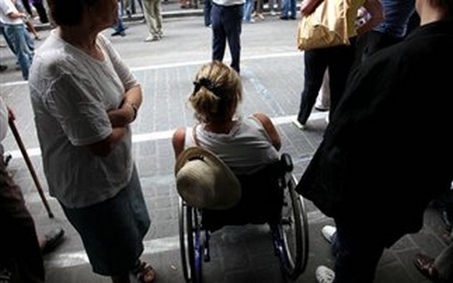 Διαδικτυακά θα παίρνουν οι εμπλεκόμενοι φορείς αναπηρικών επιδομάτων τις ιατρικές γνωματεύσεις