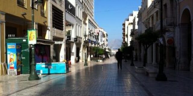 Απολύθηκαν εμποροϋπάλληλοι που απήργησαν την Κυριακή