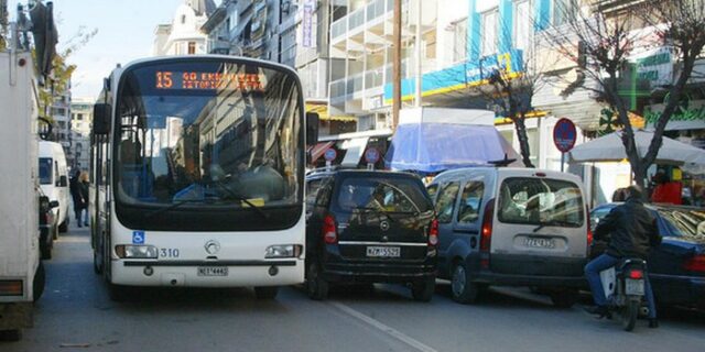 Συλλήψεις για την παράνομη στάθμευση στη Θεσσαλονίκη, ζητάει ο εισαγγελέας