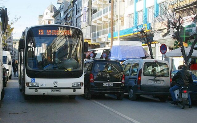 Συλλήψεις για την παράνομη στάθμευση στη Θεσσαλονίκη, ζητάει ο εισαγγελέας