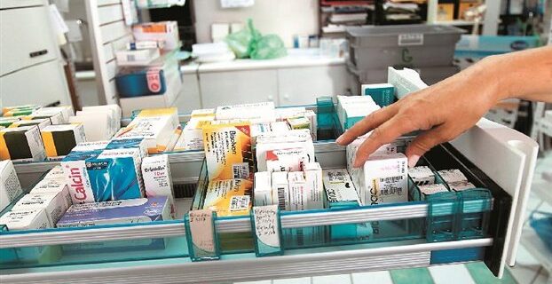 Πρόεδρος ΕΟΦ: Απολύτως ασφαλή τα φάρμακα, πρωτότυπα και γενόσημα