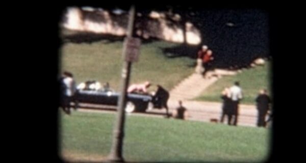 O Ερολ Μόρις επιστρέφει ξανά στη δολοφονία του Τζον Φ. Κένεντι