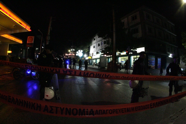 Ετοιμάζουν το σκίτσο του αδίστακτου εκτελεστή – Σοκαριστικά βίντεο με το διπλό φονικό στην Αντιτρομοκρατική