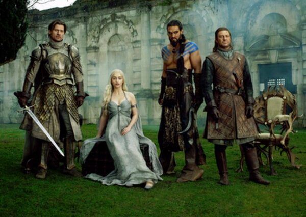 Πως αναλύει το Game of Thrones o… Ριζοσπάστης