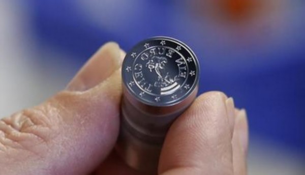 Reuters: Φθηνά δάνεια για την Ευρωζώνη ως κίνητρο για τις μεταρρυθμίσεις