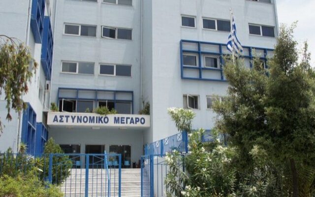Στα κρατητήρια άνεργη μητέρα για πρόστιμα του ΚΟΚ