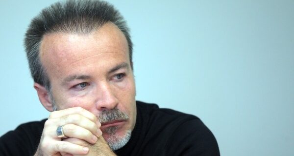 Επιστολή Μπογιόπουλου: “Είμαι Κομμουνιστής ηλίθιε”