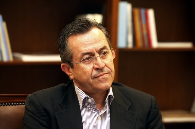Αναστολή πλειστηριασμών μέχρι το τέλος του 2016 ζητούν 9 ανεξάρτητοι βουλευτές