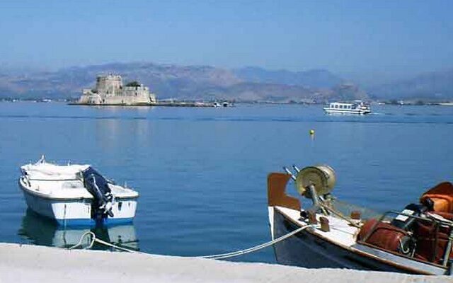 Στο ΣΔΙΤ η μαρίνα Ναυπλίου, 11 κολυμβητήρια και 7 γυμναστήρια