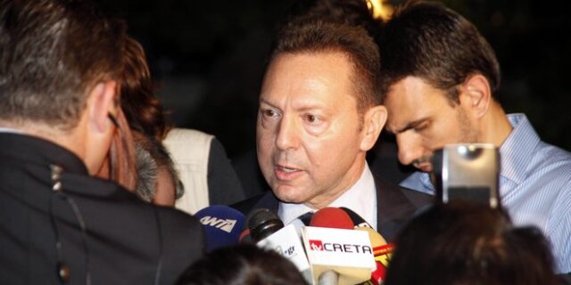 Συμφωνία για “κόκκινες γραμμές” απέναντι στην τρόικα