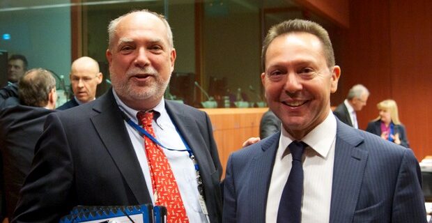 Στουρνάρας: “Δεν χρειάζονται νέα μέτρα λιτότητας. Είναι επικίνδυνα”