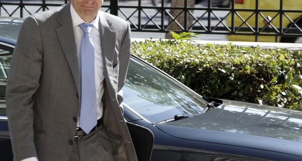 Eurobank: Συμφωνία για το δημοσιονομικό κενό χωρίς οριζόντια μέτρα