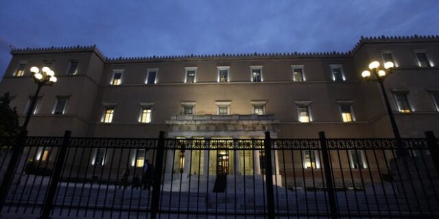 Ποιον να στηρίξουν οι έχοντες, που έγιναν μη έχοντες τώρα;