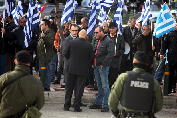 Προθεσμία να απολογηθούν σε Γερμενή, Ηλιόπουλο και Μπούκουρα