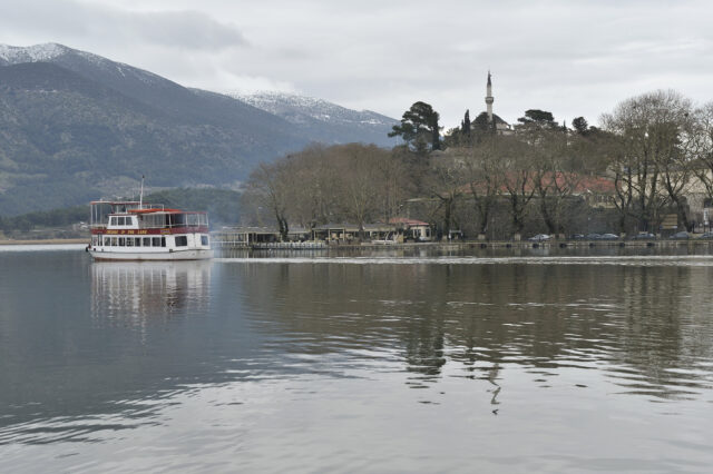 Έπεσε στη λίμνη των Ιωαννίνων