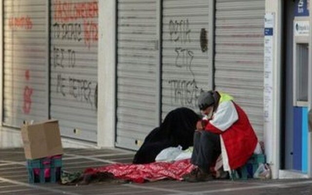Μήνυμα κοινωνικής αλληλεγγύης: Άστεγοι για ένα βράδυ στη Λαμία