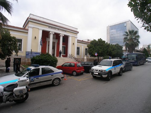 Καρκινοπαθής χάνει το σπίτι του για χρέη σε τράπεζα