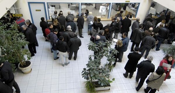 Δεν αντέχουν άλλο οι Έλληνες: 6 στους 10 πολίτες , δεν θα ανταποκριθούν στις φορολογικές τους υποχρεώσεις