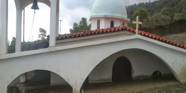 “Εξαφανίστηκε” εκκλησία από τις λάσπες στην Κορινθία