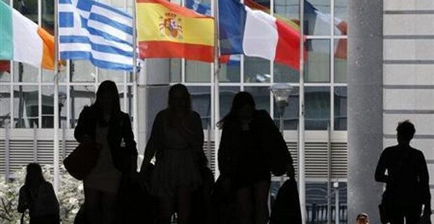Eurostat: Στο -1,4% ο αποπληθωρισμός της Ελλάδας τον Ιανουάριο