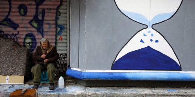 Στοιχεία σοκ: Ο εφιάλτης της φτώχειας απειλεί έναν στους τρεις Έλληνες