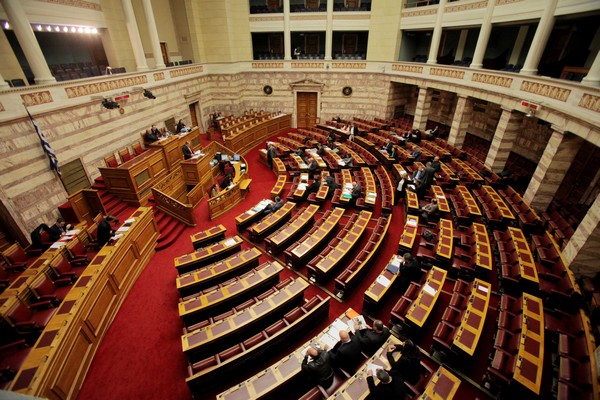 Υπερψηφίστηκε επί της αρχής το νομοσχέδιο για τον ενιαίο φόρο ακινήτων