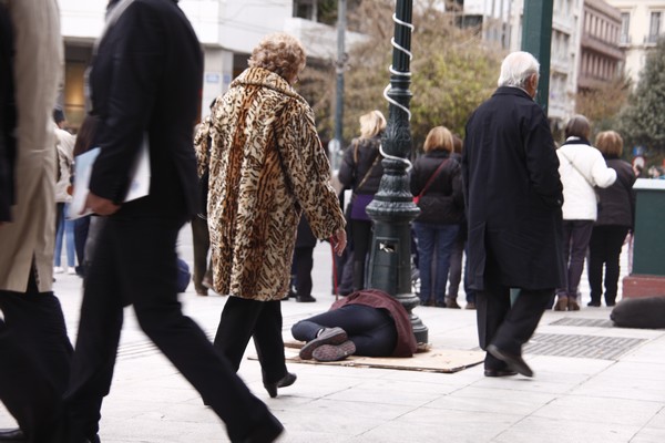ΕΛΣΤΑΤ: Στην 6η χειρότερη θέση η Ελλάδα, όσον αφορά τις συνθήκες διαβίωσης των νοικοκυριών