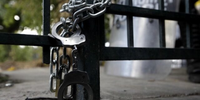 Δίνουν 4.500 € σε κλειδαρά για ανοίξουν οι πόρτες του Ραδιομεγάρου της ΕΡΤ