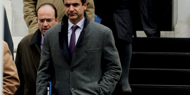 Κλείνουν 12 οργανισμοί του δημοσίου πριν τα Χριστούγεννα