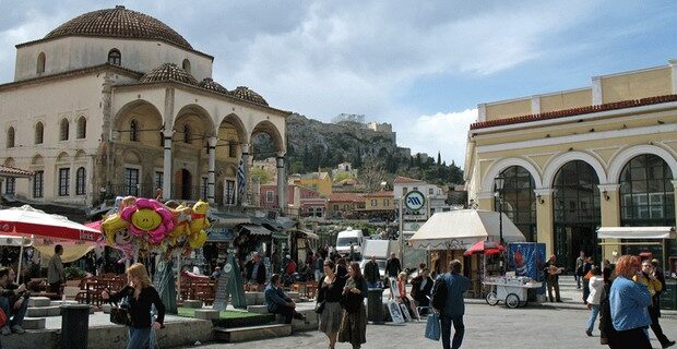 Νέα μείωση στα επιτόκια καταθέσεων