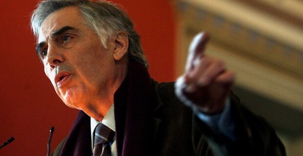 Για κακοδιαχείριση με απώλεια εκατ. ευρώ κατηγορεί το συμβούλιο τον πρύτανη Θεοδόση Πελεγρίνη