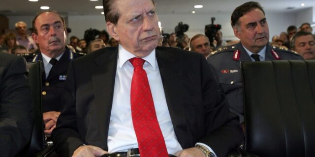 Β. Πολύδωρας: Ο “στρατηγός άνεμος”, το φλερτ με τη Χρυσή Αυγή και η διαγραφή από τη ΝΔ