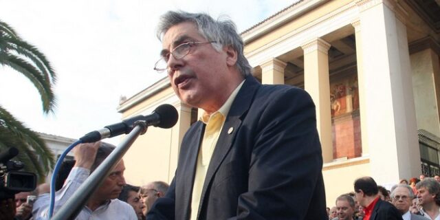 Ειρωνεία Πελεγρίνη για Αρβανιτόπουλο: “Ευχαριστώ για την υψηλή τιμή που μου έκανε”